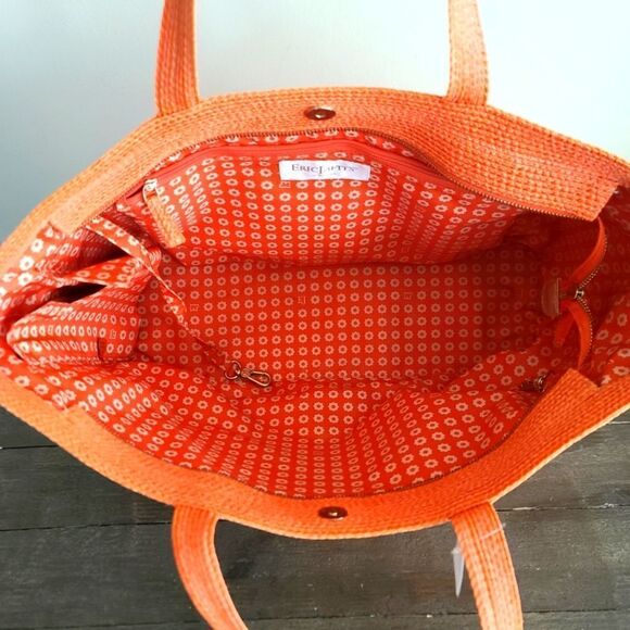 Eric Javits Sinclair Squishee Large Tote - Picture 4 of 8